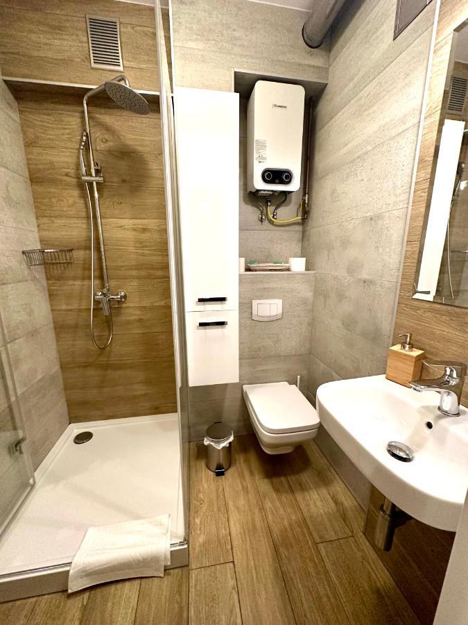 Jazz Apartament Czestochowa Centrum 2-Bedroom Экстерьер фото